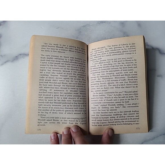 1988 By Gov. Richard Lamn & Arnold Grossman Paperback - Picture 6 of 10